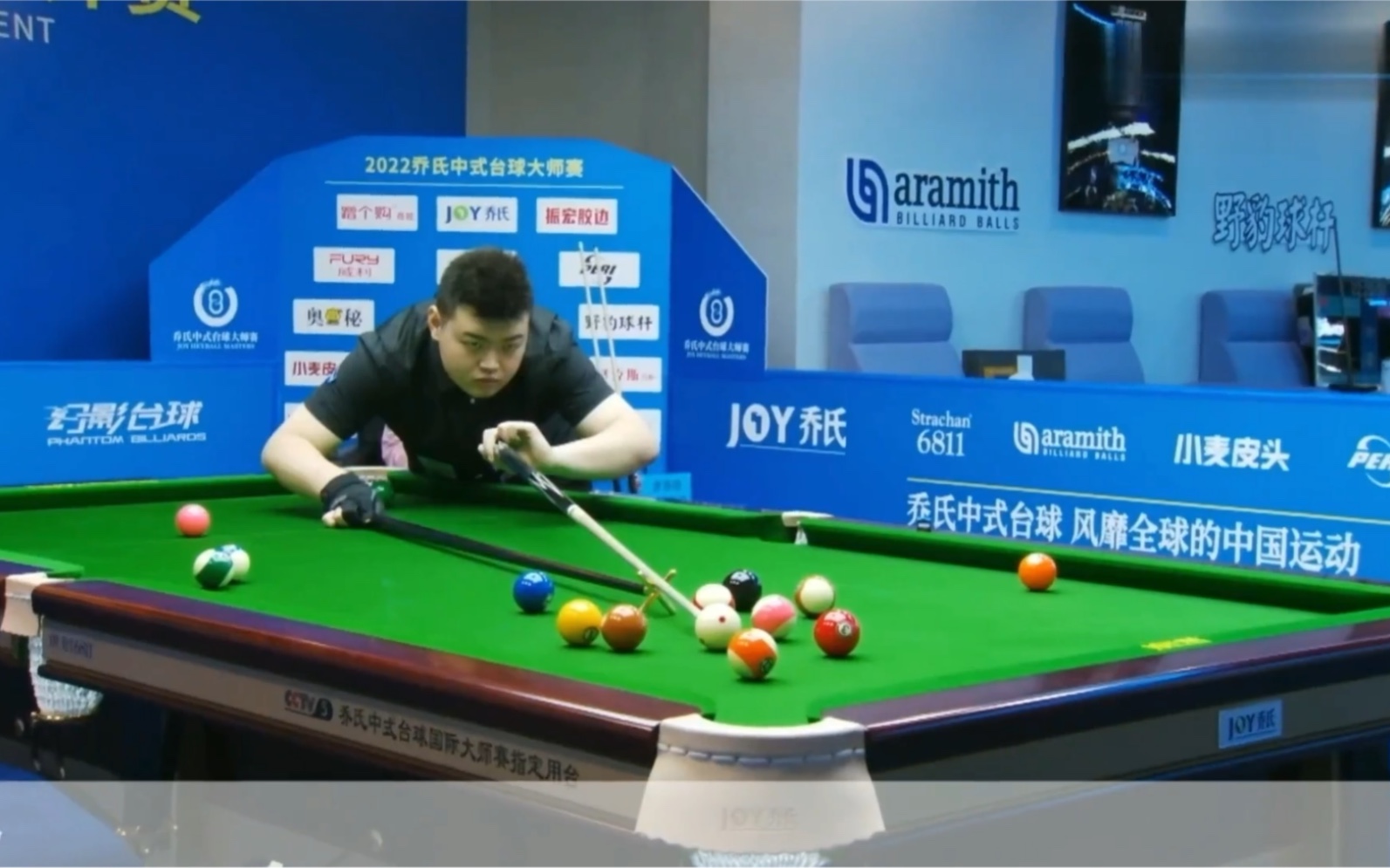 5分5篮板 5分5篮板